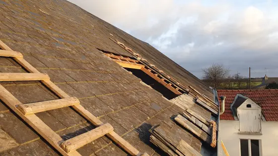 Pose de fenêtre de toit Velux par MCE Couverture (4)