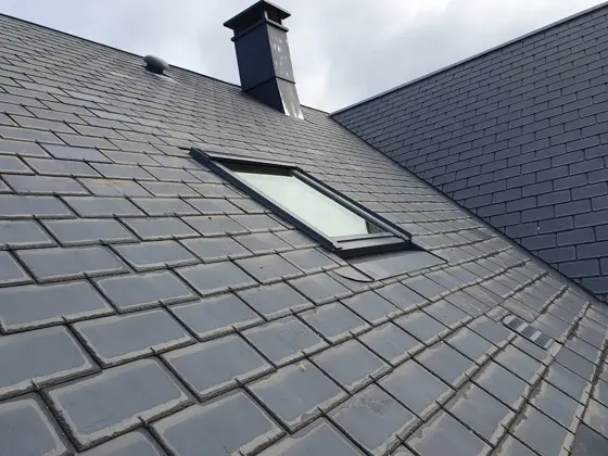 Pose de fenêtre de toit Velux par MCE Couverture (10)