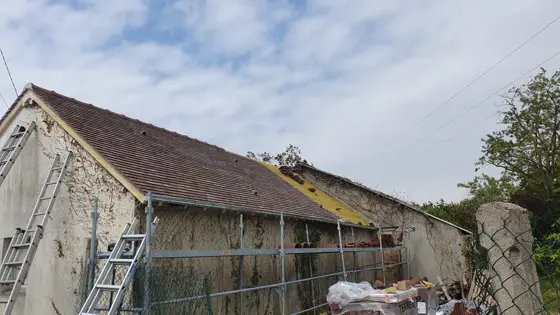 Chantier de couverture tuiles et ardoise par MCE Couverture (8)